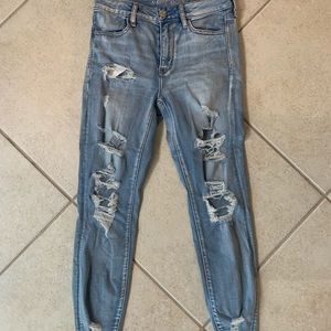 American eagle super stretch ripped skinny jeans